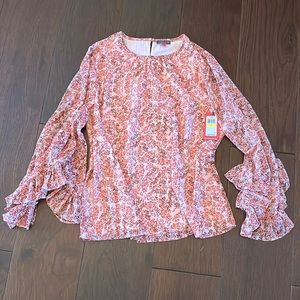 Vince Camuto ruffle sleeve top size medium